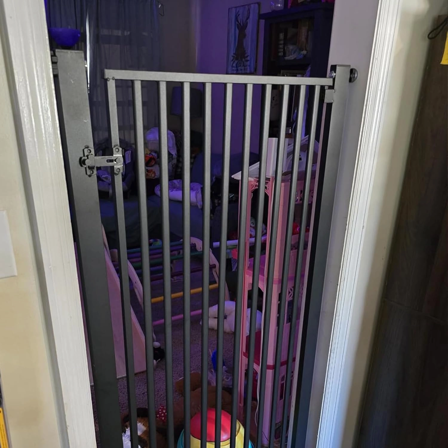 55.1 inch Extra Tall Cat Gates, Adjustable 29.92" and 43" Wide Baby Gate, Pressure Mounted Full Door Tall Pet Gate for Doorway, Stairs,House(Black, 29.92" - 43")