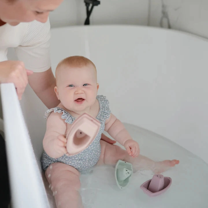 Bath Boats || Petal