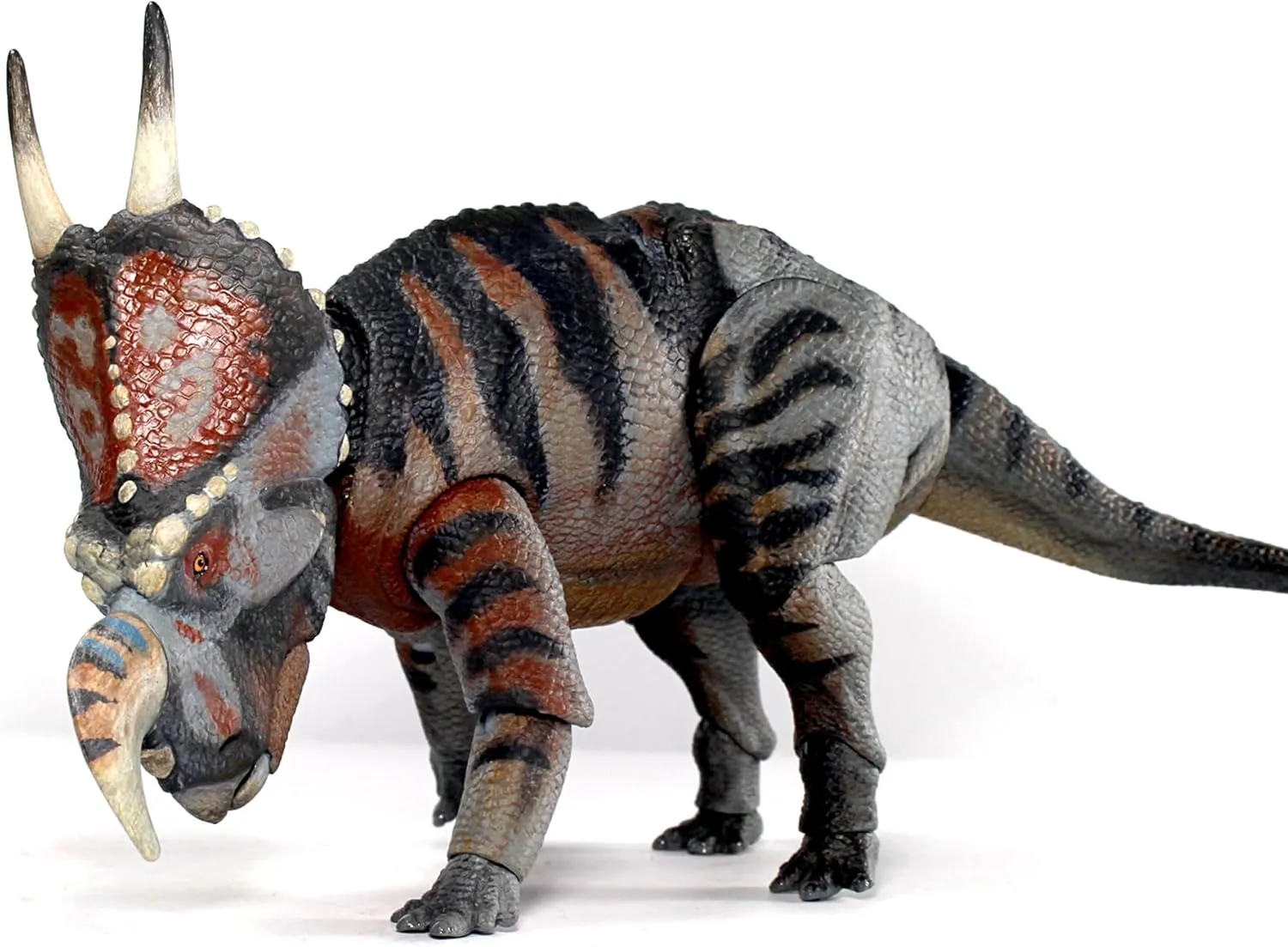 Beasts of The Mesozoic: Ceratopsian Series Einiosaurus 1:18 Scale Action Figure, Multicolor