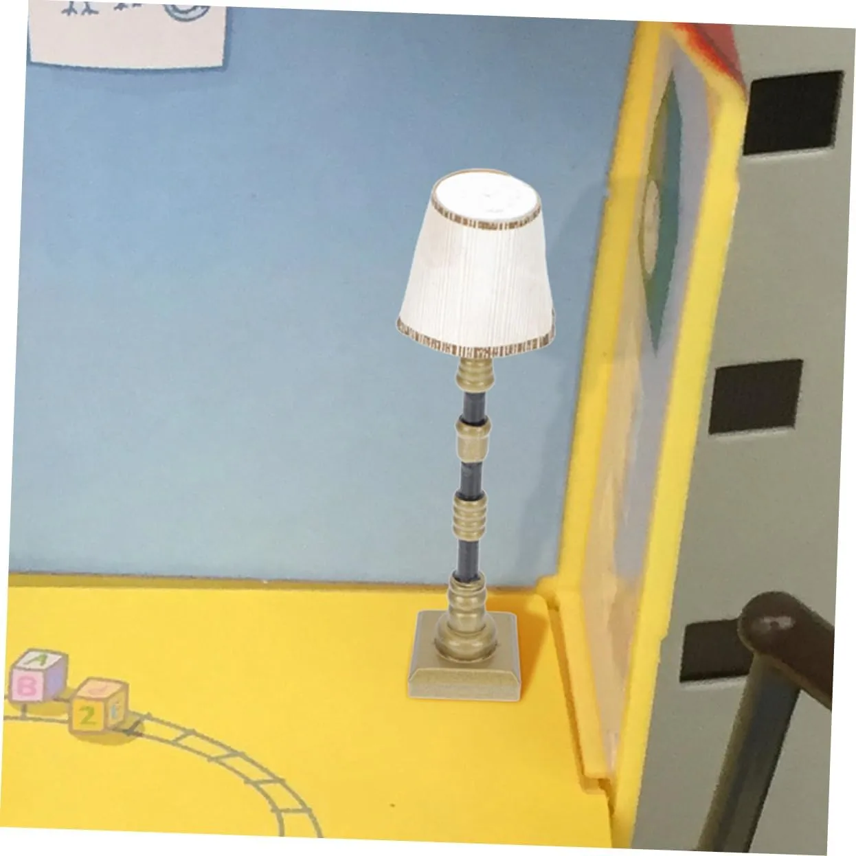 BESPORTBLE 2sets Floor Lamp Model Mini Dollhouse Floor Lamps Fairy Garden Miniatures Mini Lamp Dollhouse Floor Lamp 1 12 Scale Mini Things Mini Floor Lamp Dolls Indoor 2pcs*2