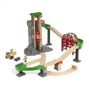 BRIO - Lift and Load Warehouse Set 32 Pieces