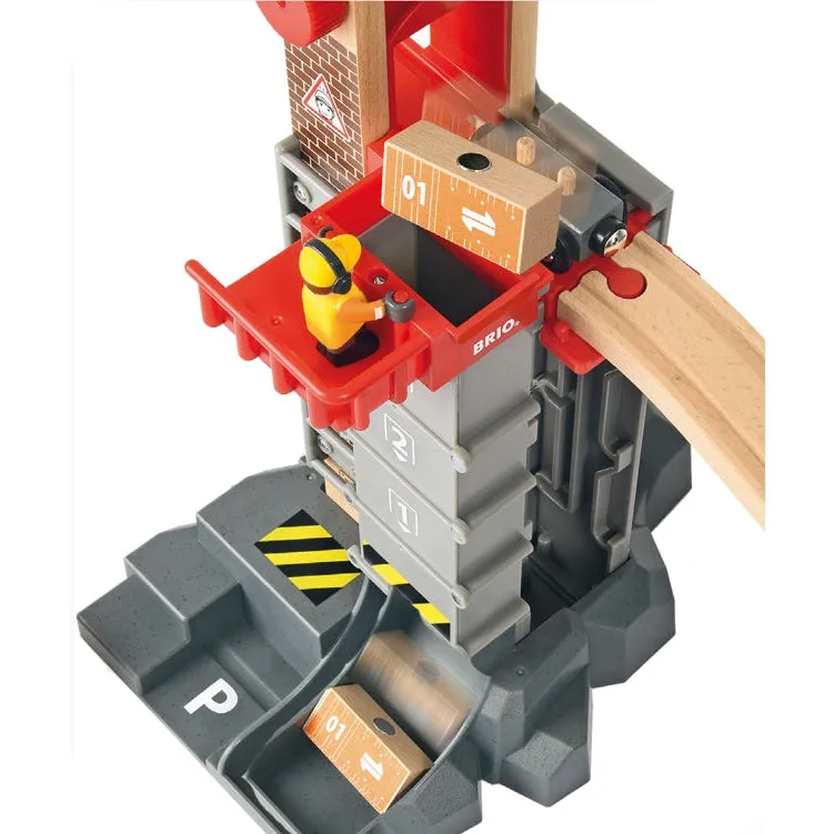 BRIO World Lift & Load Warehouse Set