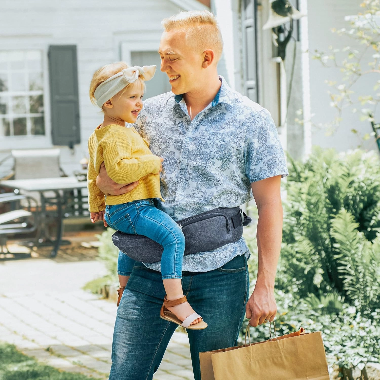 Chicco Sidekick Hip Seat Carrier - Denim | Blue
