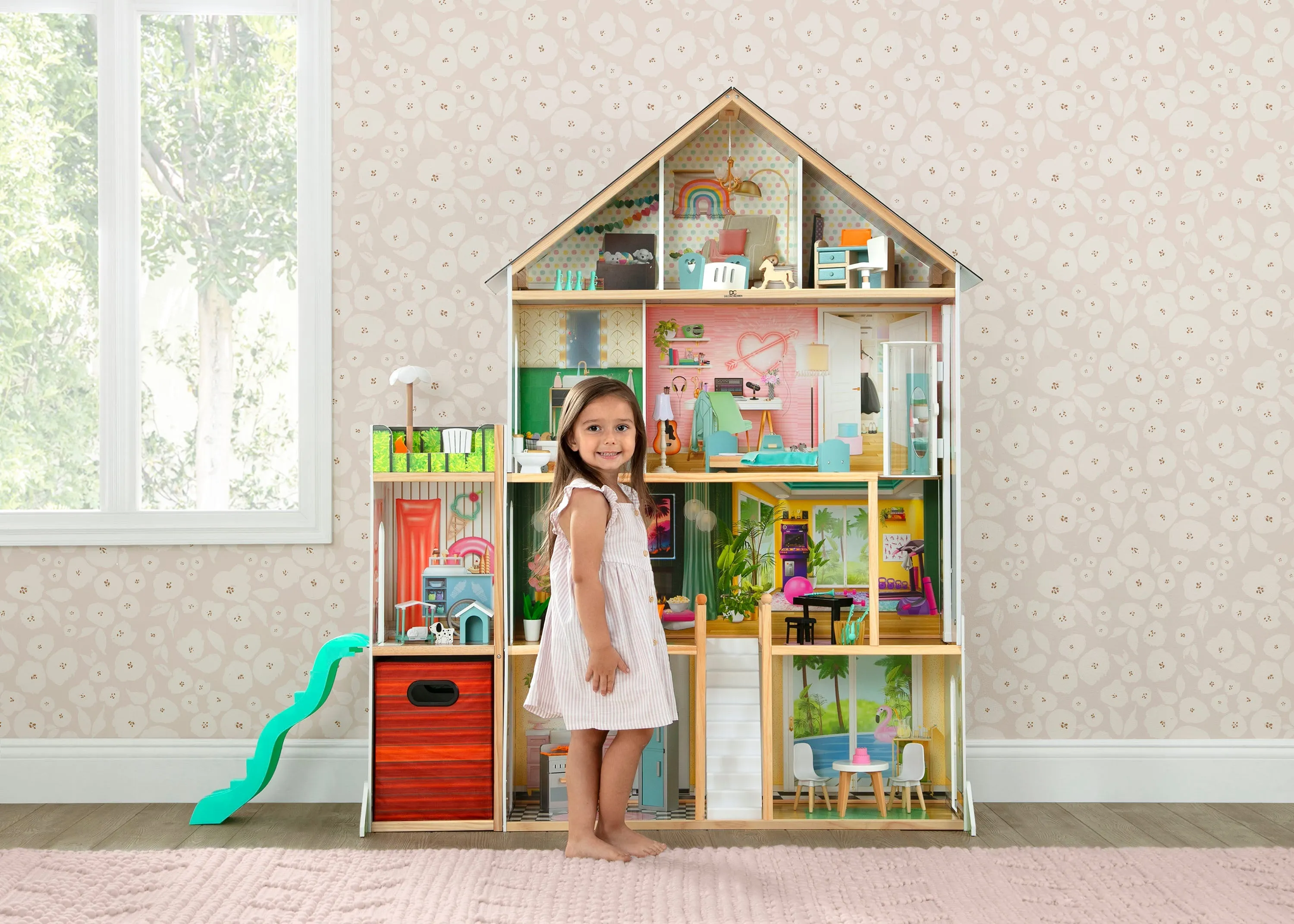 Deluxe Maui Dollhouse