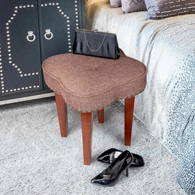 Design Toscano Dunhill Cloverleaf Boudoir Stool