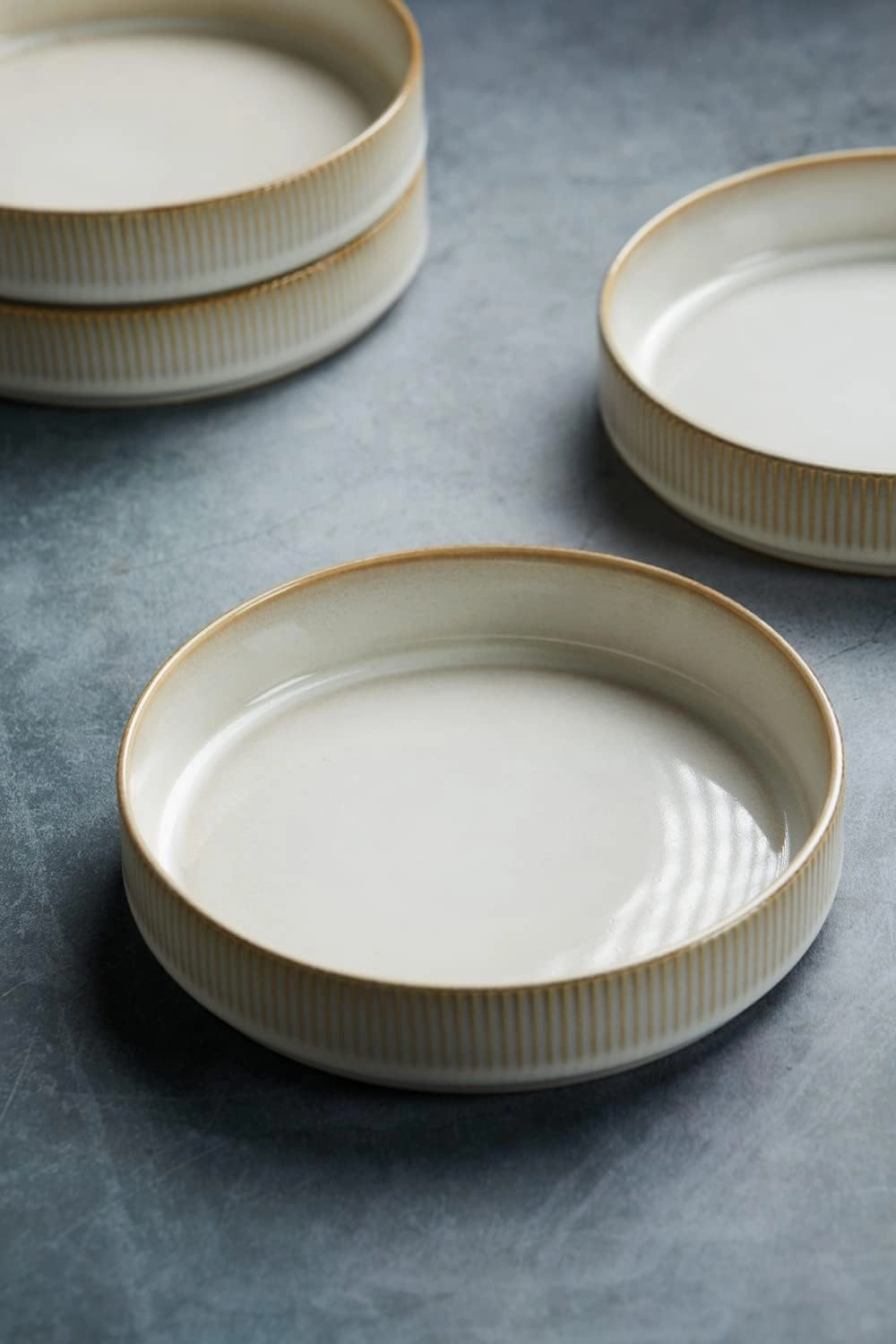 famiware Star 7.5" Pasta Bowls Set, Salad Bowl Set of 4, Double Reactive Glaze, Stackable, Ideal for Your Friend for Housewarming, Festivals, Cappuccino White