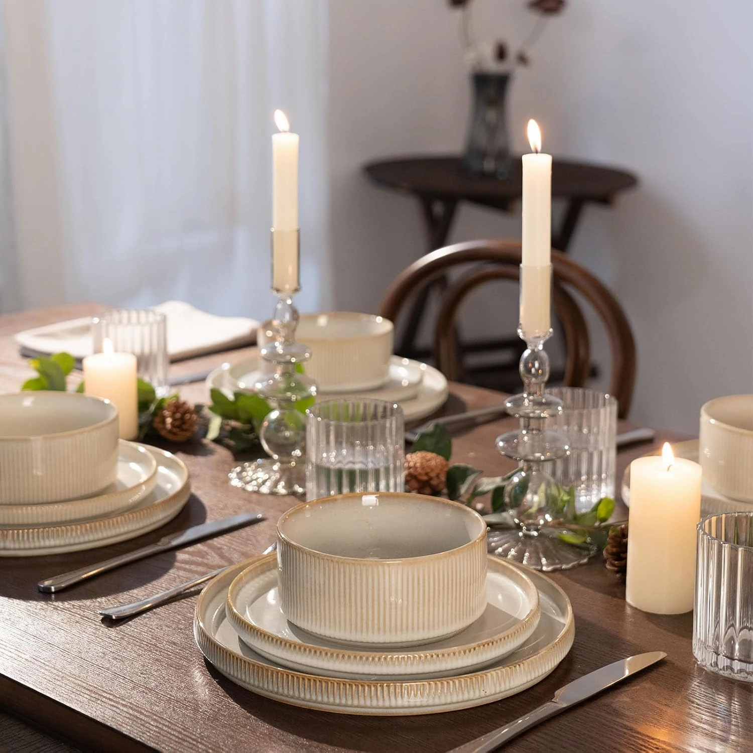 famiware Star Dinner Plates for 6, 10 inches Plate Set, Scratch Resistant, Stoneware Dinnerware, Kitchen Modern Rustic Serving Dishes, Cappuccino White