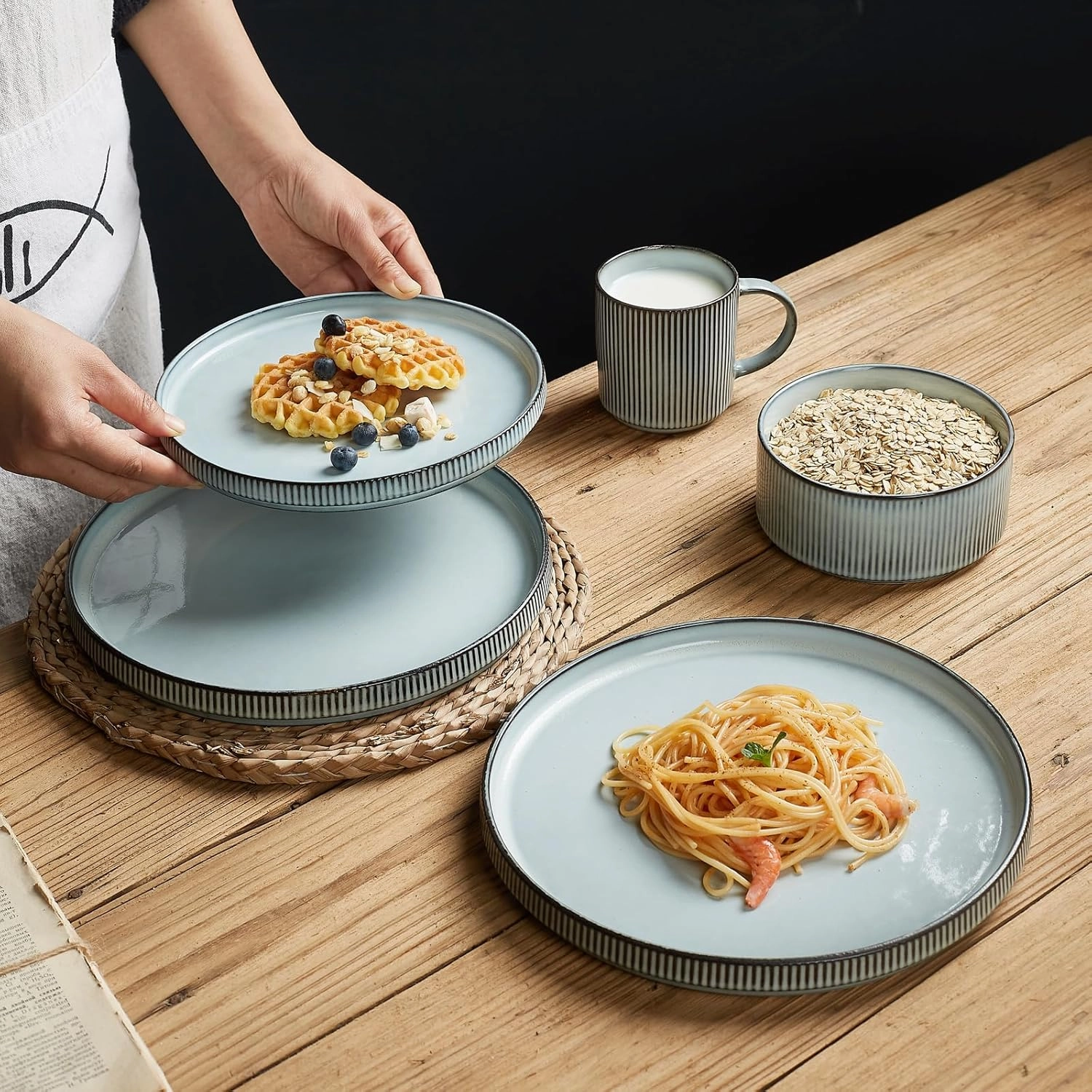 famiware Star Dinner Plates for 6, 10 inches Plate Set, Scratch Resistant, Stoneware Dinnerware, Kitchen Modern Rustic Serving Dishes, Smoky Blue