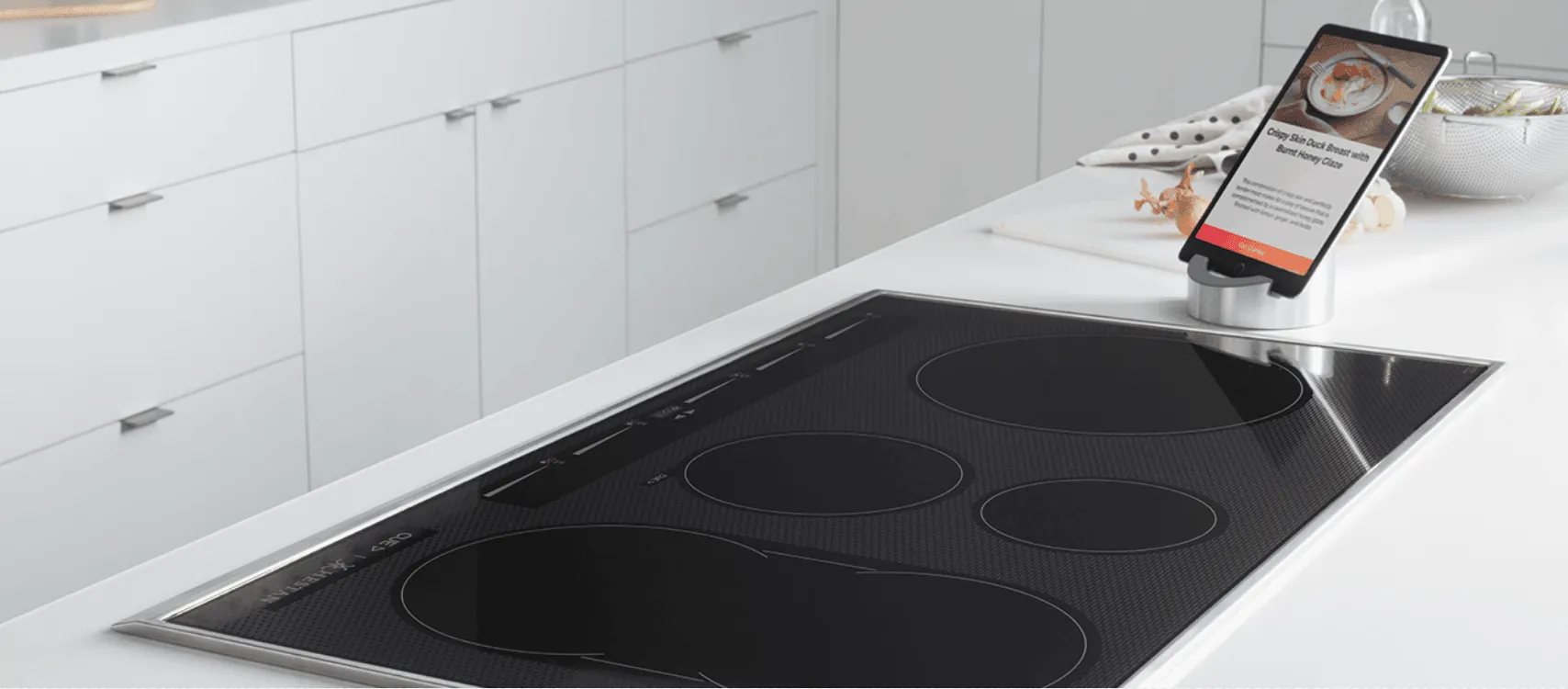 Hestan KICS36BK 36" Smart Induction Cooktop W/ 5 Induction Cooking Zones - Black