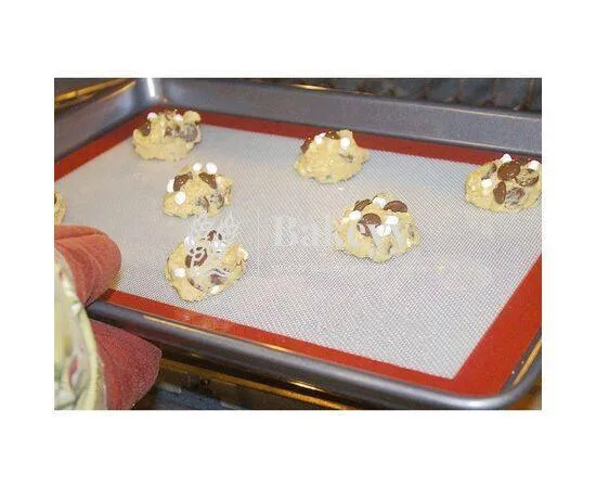 KITCHEN BAKING LINER SHEET SILICONE BAKING MAT HEAT RESISTANT OVEN MATS TOASTER