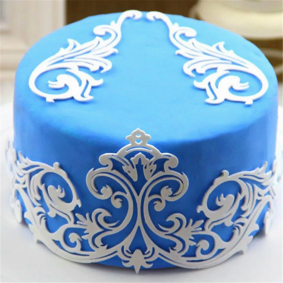 LARGE PATTERNS CAKE LACE MAT