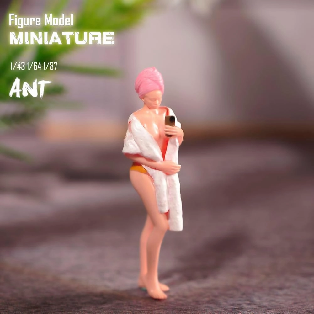 Miniatures 1/64 1/43 1/87 Scale Beauty Bathing Taking Selfies Scene Props Action Figure Model Creative Prop Display Collection Decor for Cars Vehicles (Painted, 1/43 Scale)