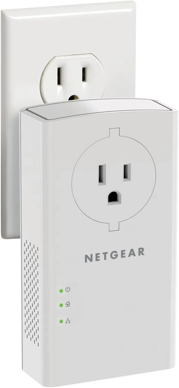 NETGEAR Powerline adapter Kit, 2000 Mbps Wall-plug, 2 Gigabit Ethernet Ports with Passthrough   Extra Outlet (PLP2000-100PAS), White