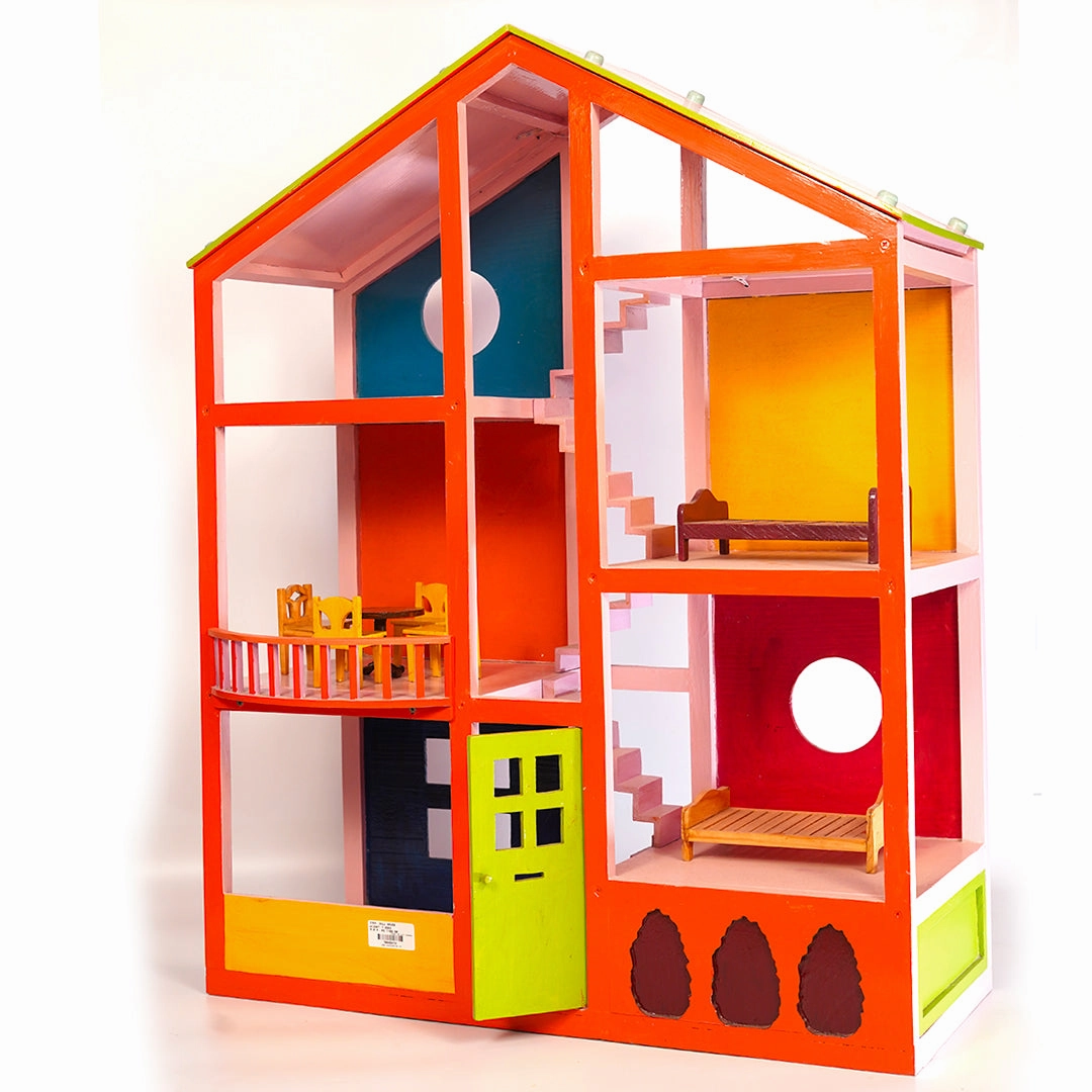 OPEN DOLL HOUSE