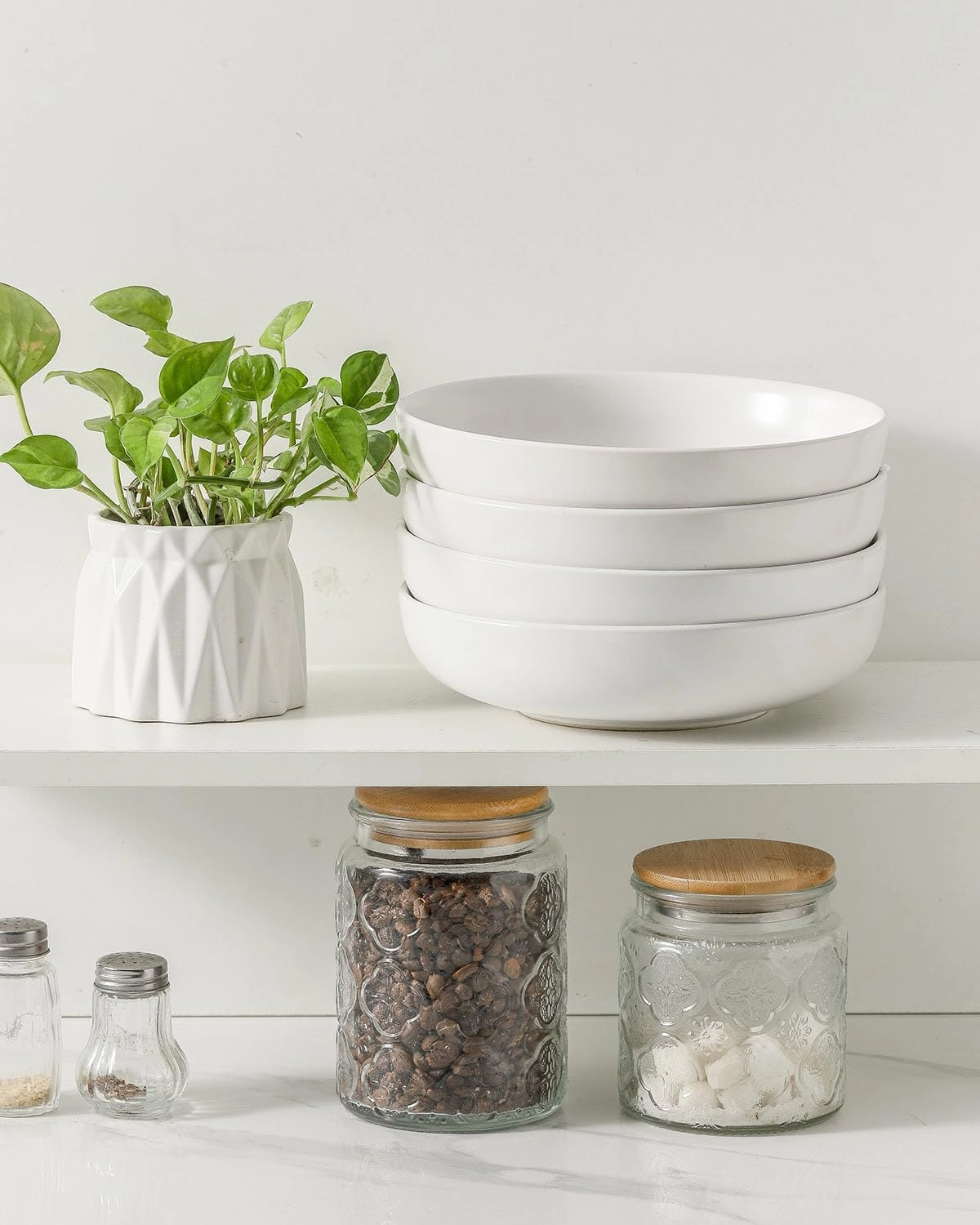 Pasta Bowls Set of 4, Stoneware 34 oz Salad Bowls, Ceramic Bowl Plates for Pasta, Salad, Fruit, Cereal, Soup, Wide Shallow Bowls, Microwave & Dishwasher Safe, Matte White
