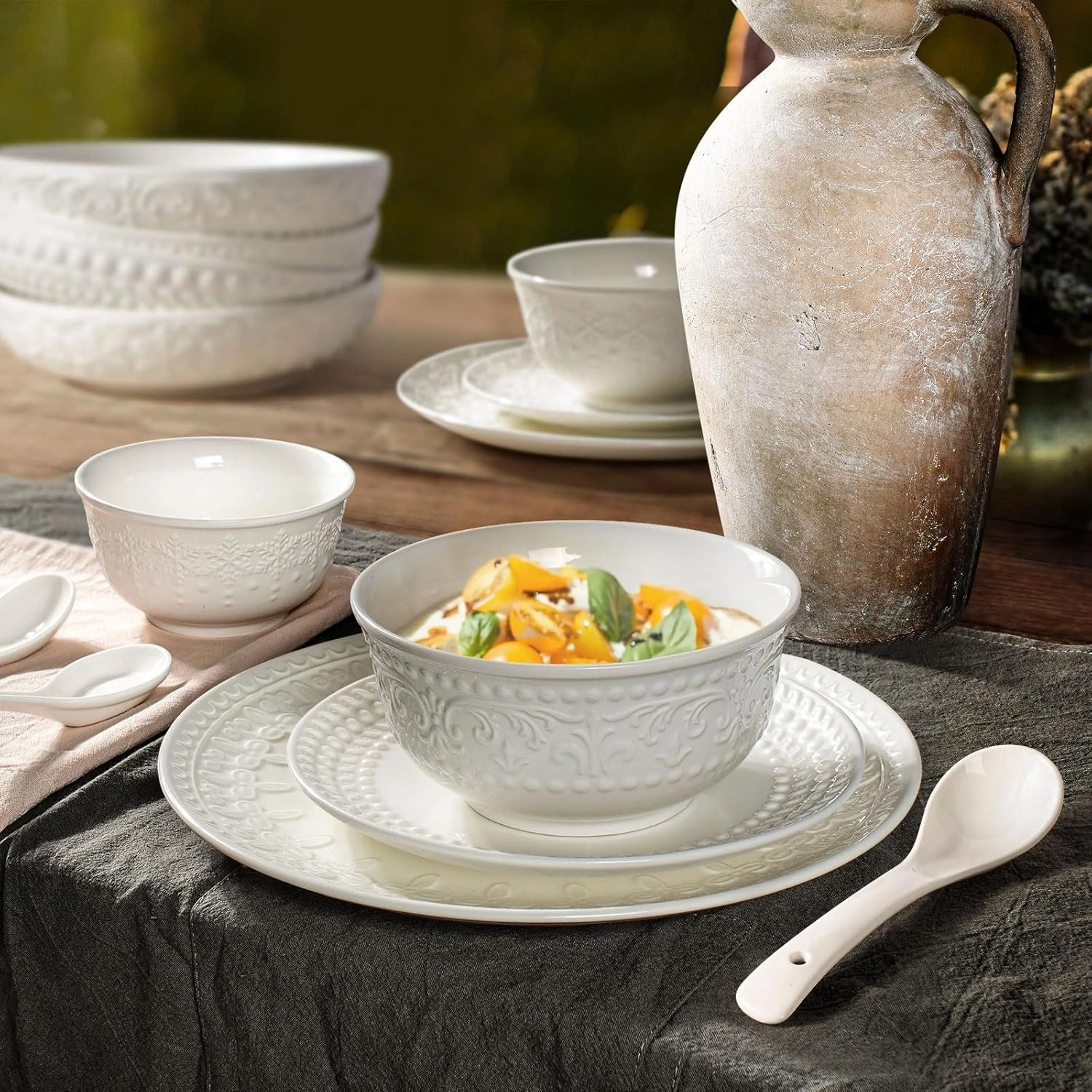 Plates and Bowls Sets - 16 Pieces Ceramic Dinnerware Sets for 4, Embossed White Dish Set Porcelain Kitchen Dishware Sets Dishwasher & Microwave Safe (Brocade Flower)