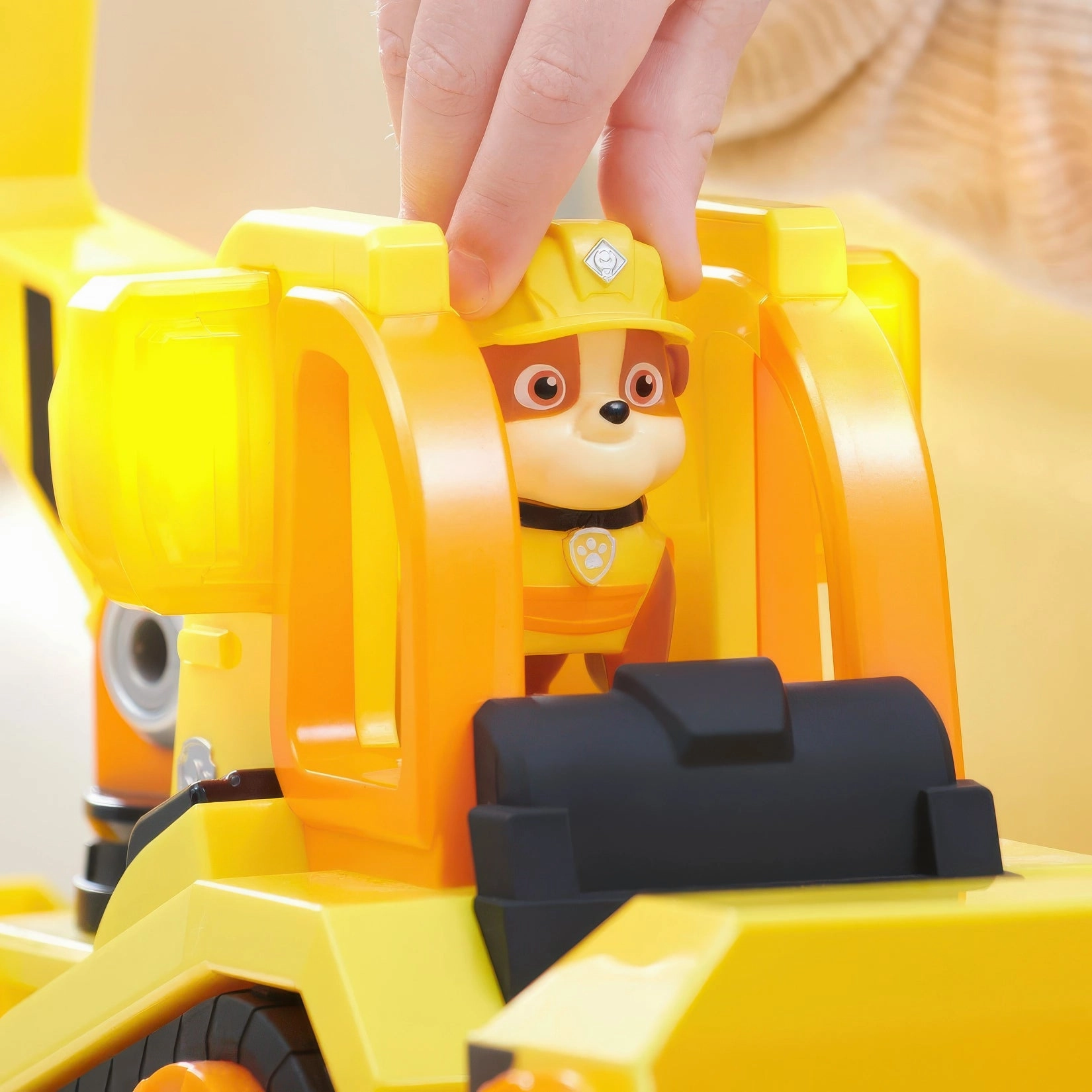 Rubble & Crew Rubble's Barn Yard Deluxe Bulldozer