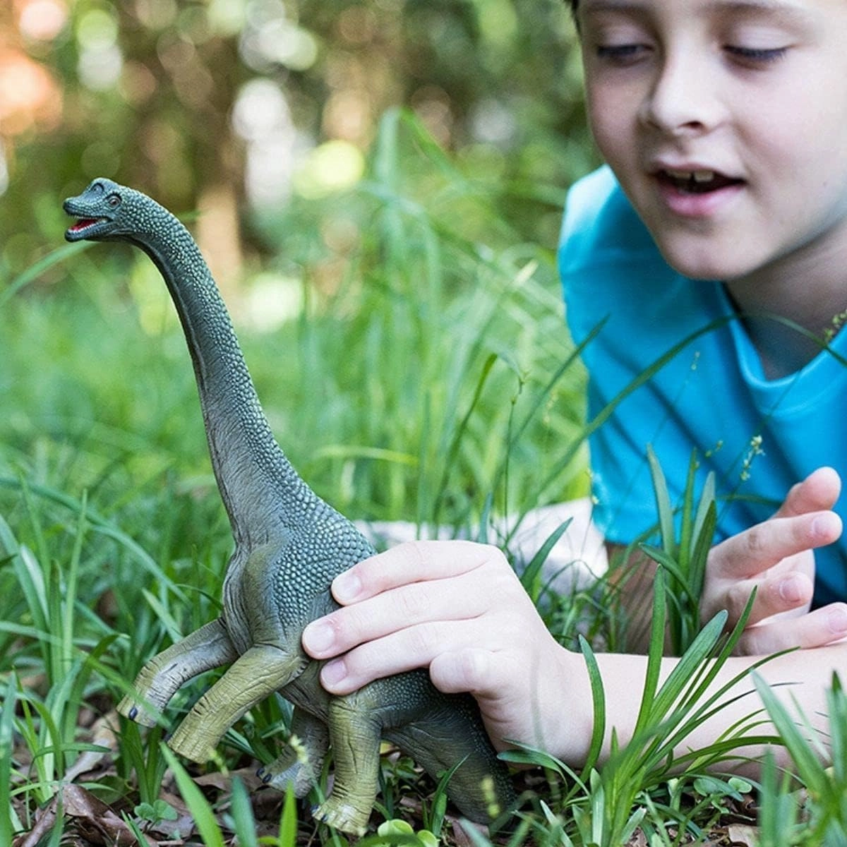 Schleich Dinosaurs - 9.5" Brachiosaurus - Realistic, Durable Green Dinosaur Toy - Educational Fun Long Neck Dino Figurine for Boys and Girls - Montessori Figures for Kids Ages 4  | 14581