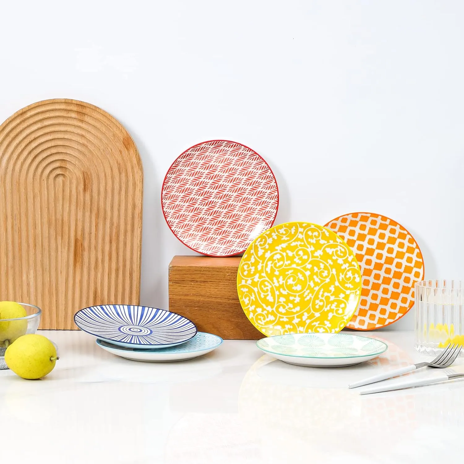 Selamica Ceramic Dessert Plates Set of 6, 6 Inch Mini Dinner Plates for Cake Snacks Side Dish, Microwave & Dishwasher Safe