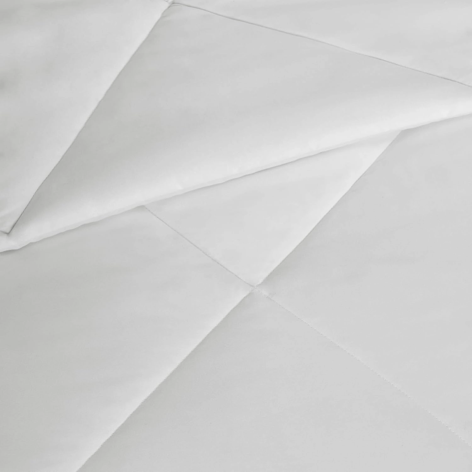 Sleep Philosophy HeiQ Temperature Regulating Comforter Diamond Quilted Design, Oversized Duvet Insert, All Season thermoregulation Bedding, Full/Queen(90"x94") White