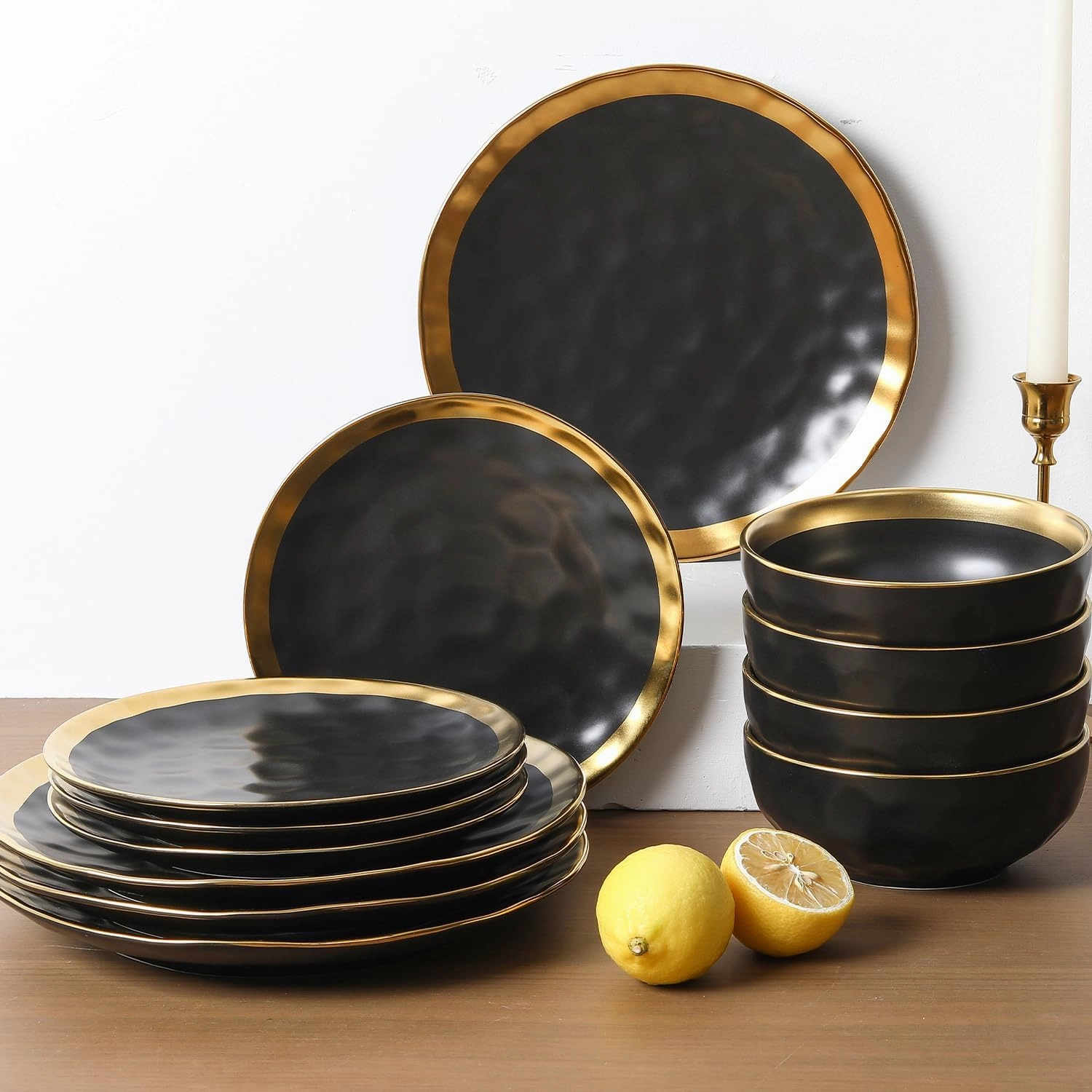 vicrays Ceramic Dinner Plates Set, 10 Inch, Set of 6, Round, Dishwasher Safe, NOT Microwave Safe, Suitable for Steak, Pasta, Home, Party, Restaurant（Black with Golden）