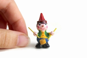 Vintage 1:12 Miniature Dollhouse Colorful Wooden Clown Drummer Figurine